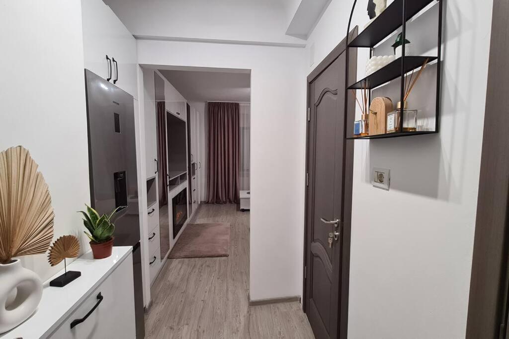 Cosy And Stylish Studio Bucharest Luaran gambar